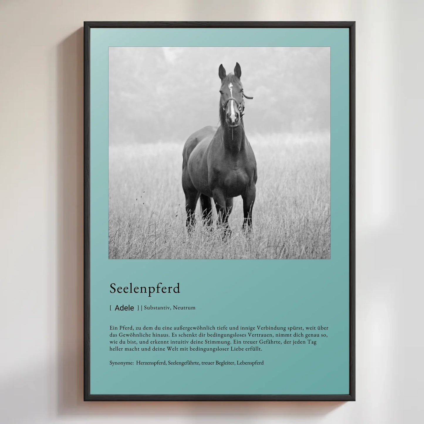 Personalisiertes Poster mit einem bildschönen Pferd im stylischen Design, perfekt für echte Erinnerungen.