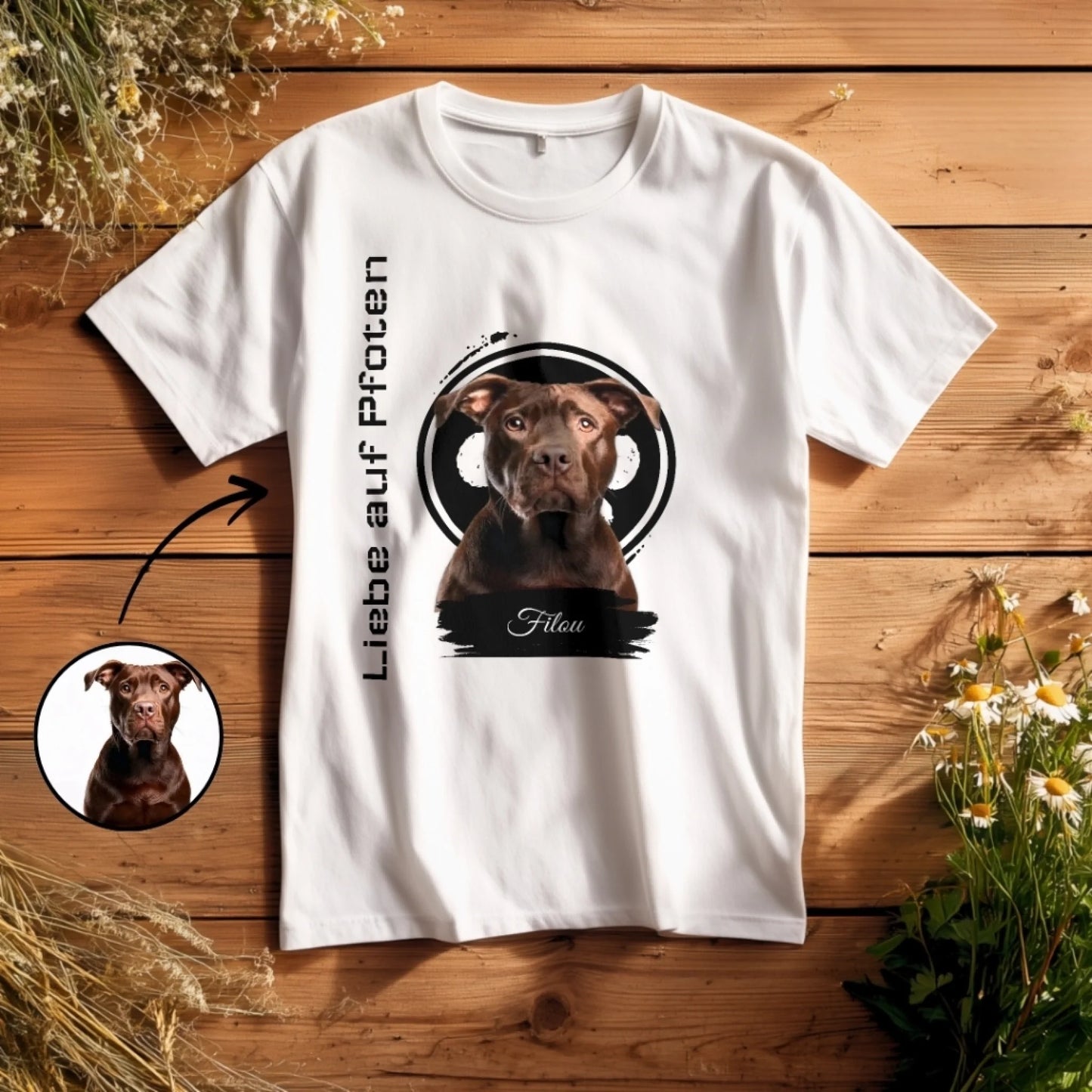 Personalisiertes T-Shirt "Liebe auf Pfoten" "Liebe auf Pfoten" – personalisiertes T-Shirt für Tierliebhaber. Mit deinem Wunschbild von Hund oder Katze. Emotional, einzigartig, perfekt zum Verschenken.