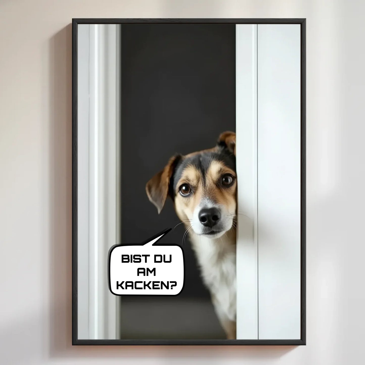 Personalisiertes Poster "ARE YOU POOPING?" mit einem neugierigen Hund, perfektes Geschenk für Haustierbesitzer.