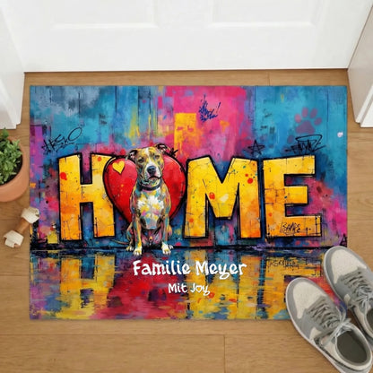 Personalisierte Fußmatte "Love - Home" mit Hund und Farben, ideal als Geschenk für Hundebesitzer.
