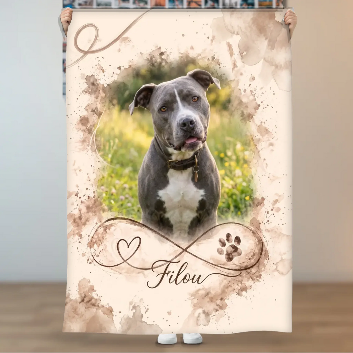 Personalisierte Decke mit Foto eines grauen Hundes im Aquarell-Rahmen, Unendlichkeitszeichen mit Herz, Pfote und Namen