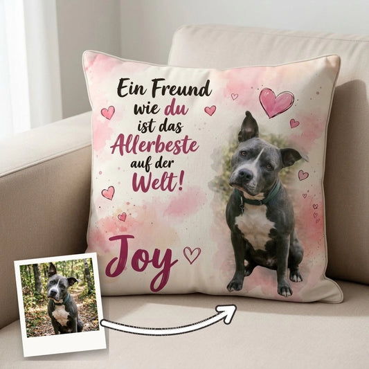 Personalisiertes Kissen mit Foto und Spruch Ein Freund wie du, daneben das Originalfoto des Hundes als Polaroid