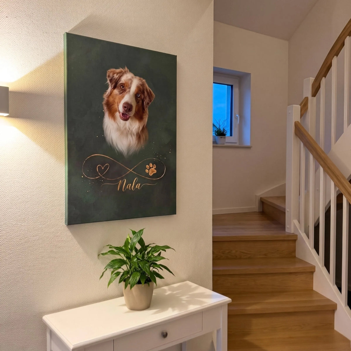Leinwand Unendliche Liebe Gold mit Australian Shepherd und Name im Treppenhaus